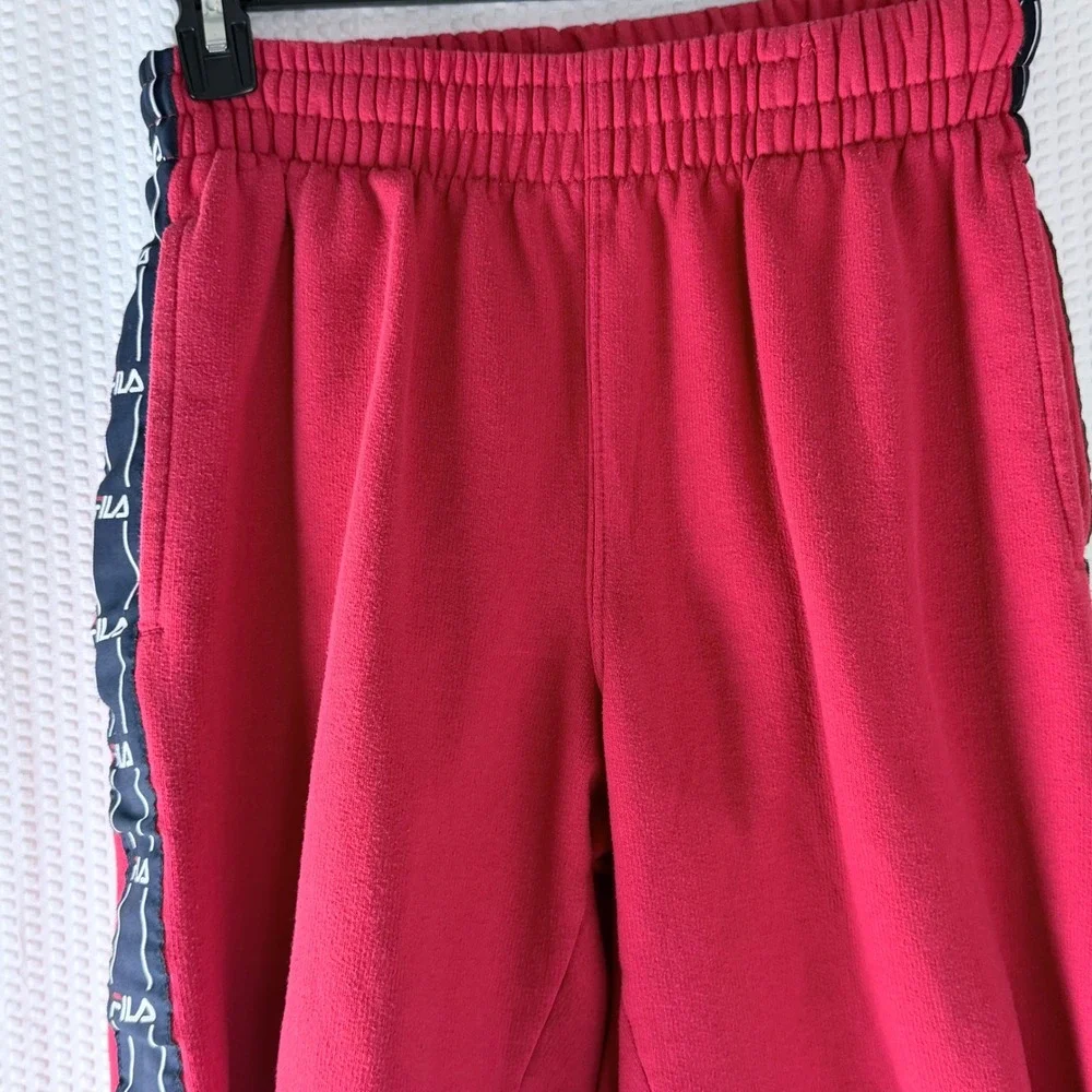 Fila Sportswear Red Taped Logo Athletic Shorts Mens‎ Small Elastic Waist
